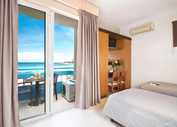 Christina 4* Chania (Crete)