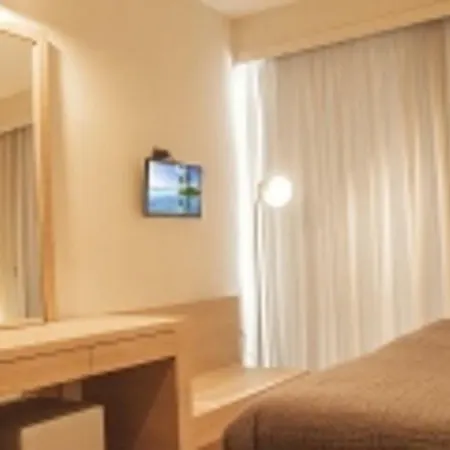 χριστίνα 4*
