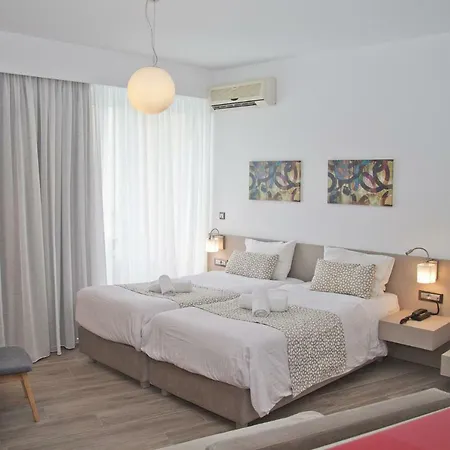 χριστίνα 4*