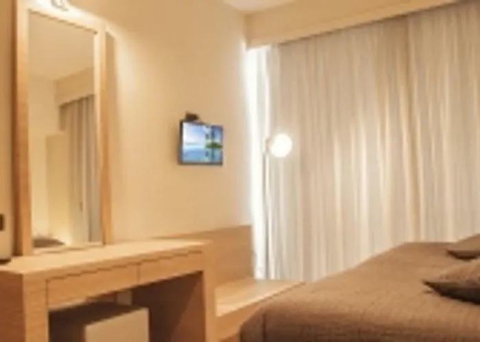 克里斯蒂娜酒店 4*