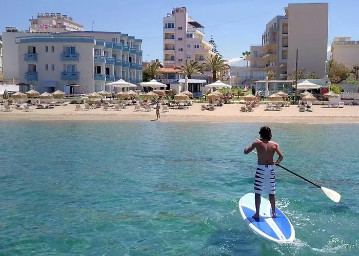 克里斯蒂娜酒店 酒店 4*