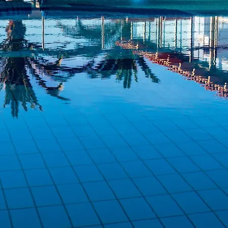 Christina Hotel 3*