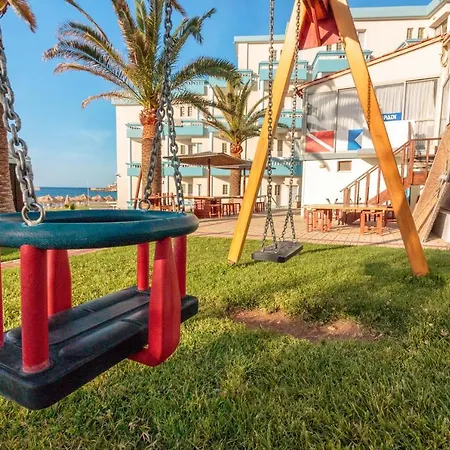 Hotel Christina 4*