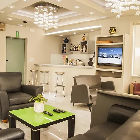 Christina Hotel